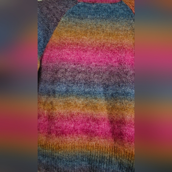 BB DAKOTA multicolor Ombre warm sweater. Size XS NWT - Picture 12 of 13